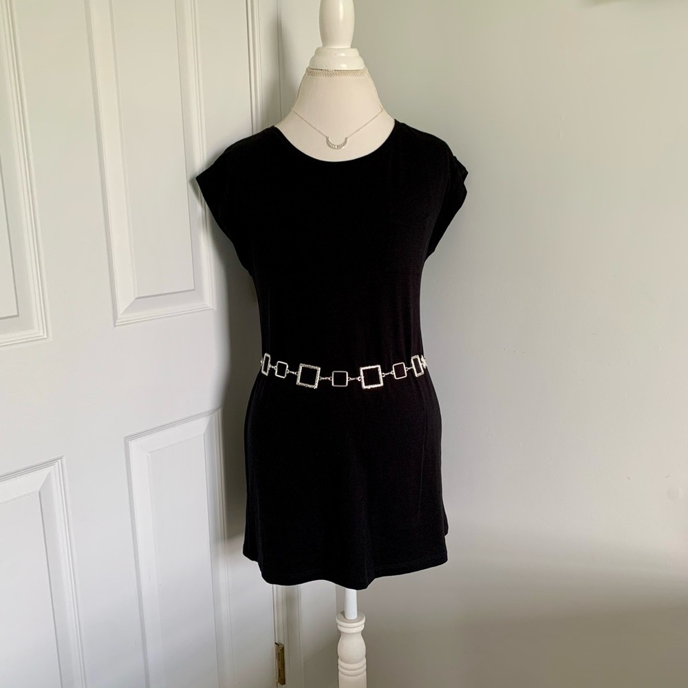 BNWT Black Knit Cap Sleeve Tunic